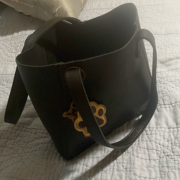 Leather bag - Picture 2 of 3